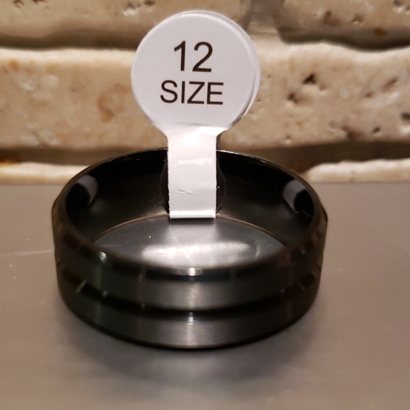 Charcoal Gray Black Striped Stainless Steel Ring - Picture 1 of 5